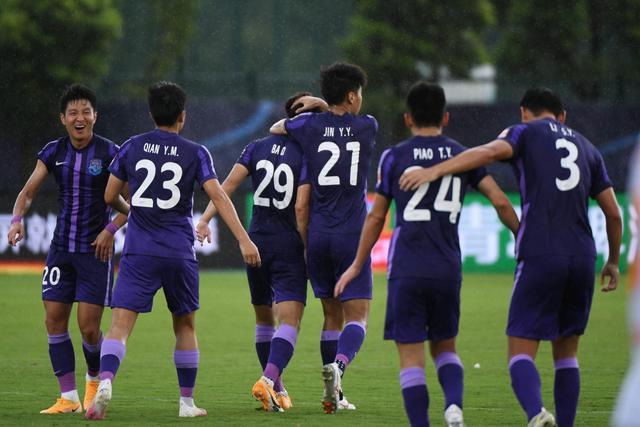 郭艾伦20+8张镇麟19分 辽宁7人上双力克深圳